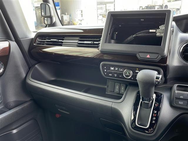 L コーディネートスタイル 登録済未使用車 ホンダセンシング バックカメラ アダプティブクルーズコントロール 両側電動スライドドア プラズマクラスターAAC リアコーナーセンサー レザーシート 衝突軽減自動ブレーキ ステリモ(11枚目)