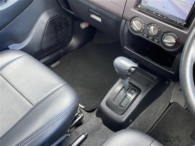 パジェロミニ ＸＲ　社外ナビＣＮ－ＲＥ０５Ｄ　フルセグＴＶ　ＣＤ／ＤＶＤ再生　Ｂｌｕｅｔｏｏｔｈオーディオ　ＳＤカード録音　ＡＭ／ＦＭラジオ　ＡＣ　キーレス　電動格納ドアミラー　レザー調シートカバー（Ｃｌａｚｚｉｏ）（10枚目）