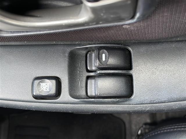 パジェロミニ ＸＲ　社外ナビＣＮ－ＲＥ０５Ｄ　フルセグＴＶ　ＣＤ／ＤＶＤ再生　Ｂｌｕｅｔｏｏｔｈオーディオ　ＳＤカード録音　ＡＭ／ＦＭラジオ　ＡＣ　キーレス　電動格納ドアミラー　レザー調シートカバー（Ｃｌａｚｚｉｏ）（12枚目）