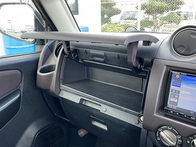 パジェロミニ ＸＲ　社外ナビＣＮ－ＲＥ０５Ｄ　フルセグＴＶ　ＣＤ／ＤＶＤ再生　Ｂｌｕｅｔｏｏｔｈオーディオ　ＳＤカード録音　ＡＭ／ＦＭラジオ　ＡＣ　キーレス　電動格納ドアミラー　レザー調シートカバー（Ｃｌａｚｚｉｏ）（17枚目）