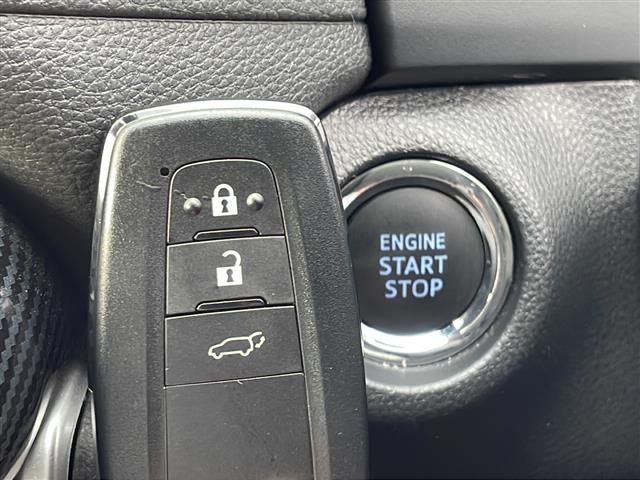 ＲＡＶ４ Ｇ　Ｚパッケージ　９インチ純正ＳＤナビ　フルセグテレビ　バックカメラ　Ｔｏｙｏｔａ　Ｓａｆｅｔｙ　Ｓｅｎｓｅ　デジタルインナーミラー　電動パーキングブレーキ　マルチテレインセレクト　スマートキー　純正アルミホイール（14枚目）