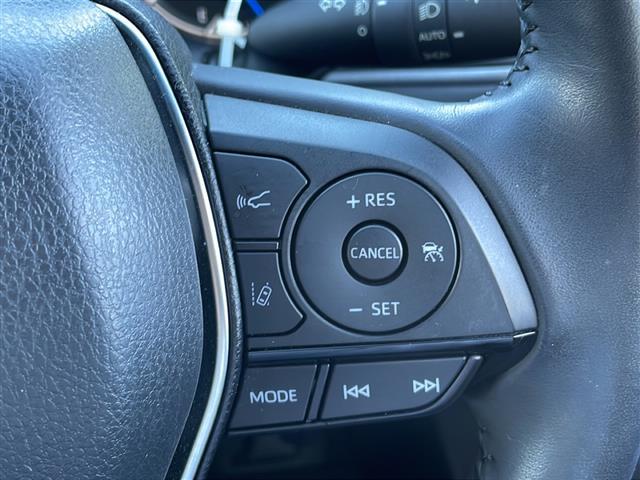 ハリアーハイブリッド Ｇ　純正ディスプレイオーディオ　ナビキット　フルセグＴＶ　Ｂカメ　インテリジェントルームミラー　ＥＴＣ　Ｔｏｙｏｔａ　Ｓａｆｅｔｙ　Ｓｅｎｓｅ　プリクラッシュセーフティ　レーントレーシングアシスト（11枚目）
