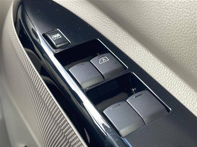 デイズルークス X 純正SDナビ フルセグテレビ Bluetooth CD/DVD AM/FM iPod USB/WALKMAN ETC 前方ドライブレコーダー 片側パワースライドドア プッシュスタート スマートキー(10枚目)