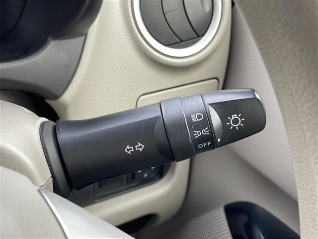 デイズ X 純正ディスプレイオーディオ Bluetooth FM/AM アラウンドビューモニター ETC 衝突軽減システム アイドリングストップ 純正フロアマット スマートキー プッシュスタート スペアキー1本(9枚目)