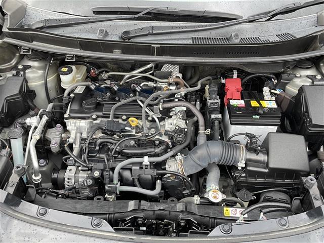 ヤリスクロス Ｚ　純正ディスプレイオーディオ　コネクティッドナビキット　フルセグＴＶ　Ｂカメラ　ＥＴＣ　Ｔｏｙｏｔａ　Ｓａｆｅｔｙ　Ｓｅｎｓｅ　レーントレーシングアシスト　レーダークルコン　ハーフレザーシート（42枚目）