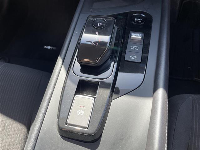 ノート X 純正9インチナビ/Bluetooth/HDMI/USB/フルセグテレビ/アラウンドビューモニター/プロパイロット/スマートルームミラー/おくだけ充電/SOSコール/ドアバイザー(14枚目)