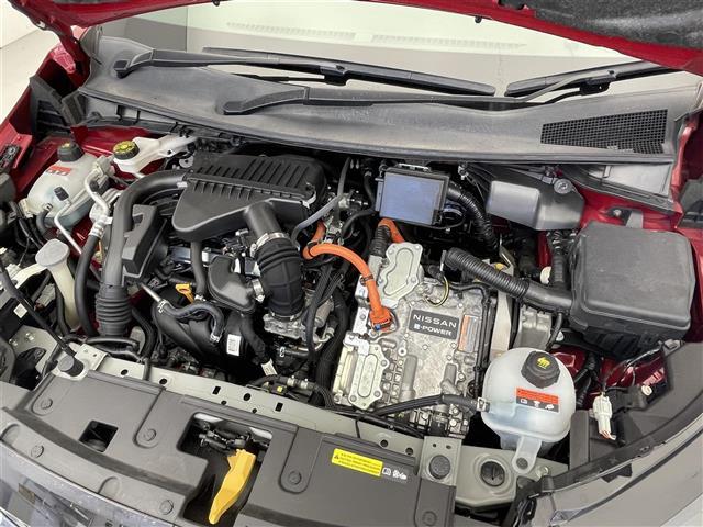 ノート X 純正9インチナビ/Bluetooth/HDMI/USB/フルセグテレビ/アラウンドビューモニター/プロパイロット/スマートルームミラー/おくだけ充電/SOSコール/ドアバイザー(16枚目)