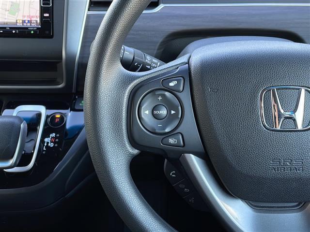 フリード+ハイブリッド ハイブリッドGブラックスタイル 純正メモリナビ バックカメラ Bluetooth フルセグテレビ DVD再生 ホンダセンシング レーダークルコン 衝突回避支援ブレーキ 両側オートスライドドア シートヒーター スペアキー有(8枚目)