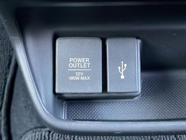 フリード+ハイブリッド ハイブリッドGブラックスタイル 純正メモリナビ バックカメラ Bluetooth フルセグテレビ DVD再生 ホンダセンシング レーダークルコン 衝突回避支援ブレーキ 両側オートスライドドア シートヒーター スペアキー有(17枚目)