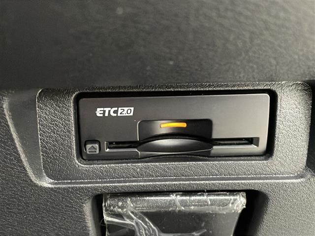 ノート X 純正ナビ Bluetooth フルセグテレビ アラウンドビューモニター プロパイロット エマージェンシーブレーキ LEDヘッドライト デジタルインナーミラー オートハイビーム 置くだけ充電 ドラレコ(6枚目)