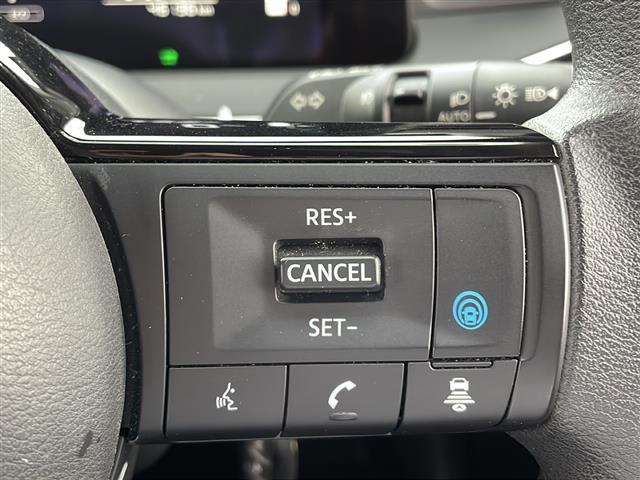 ノート X 純正ナビ Bluetooth フルセグテレビ アラウンドビューモニター プロパイロット エマージェンシーブレーキ LEDヘッドライト デジタルインナーミラー オートハイビーム 置くだけ充電 ドラレコ(11枚目)