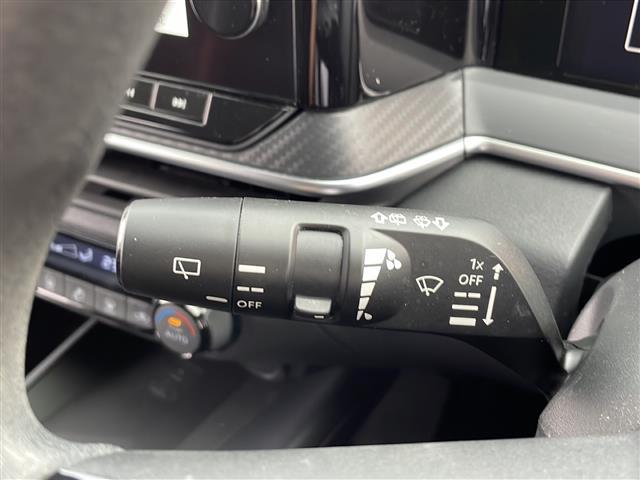 ノート X 純正ナビ Bluetooth フルセグテレビ アラウンドビューモニター プロパイロット エマージェンシーブレーキ LEDヘッドライト デジタルインナーミラー オートハイビーム 置くだけ充電 ドラレコ(12枚目)