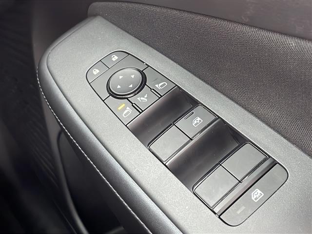 ノート X 純正ナビ Bluetooth フルセグテレビ アラウンドビューモニター プロパイロット エマージェンシーブレーキ LEDヘッドライト デジタルインナーミラー オートハイビーム 置くだけ充電 ドラレコ(17枚目)