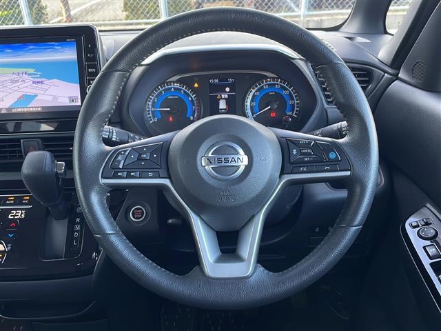 ルークス ハイウェイスター　Ｇターボプロパイロットエディション　純正９インチナビ　アラウンドビューモニター　ドライブレコーダー　両側パワースライドドア　プッシュスタート　エマージェンシーブレーキ　プロパイロット　純正アルミホイール　ロッソモデロマフラーカッター（20枚目）