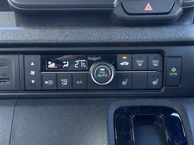 Ｎ－ＢＯＸカスタム ベースグレード　純正８インチナビ　フルセグテレビ　両側パワースライドドア　ホンダセンシング　クルーズコントロール　車線逸脱防止　純正フロアマット　ドライブレコーダー　プッシュスタート　純正ＬＥＤヘッドライト　ＥＴＣ（14枚目）