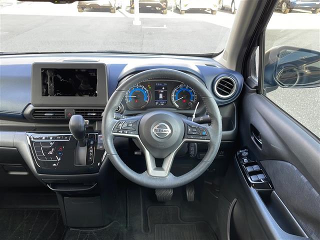 デイズ ハイウェイスター Gターボプロパイロットエディション プッシュスタート スマートキー プロパイロット 全方位カメラ 電動パーキングブレーキ LEDヘッドライト 純正フロアマット 純正15インチアルミホイール 取扱説明書 オートエアコン アイドリングストッ(6枚目)