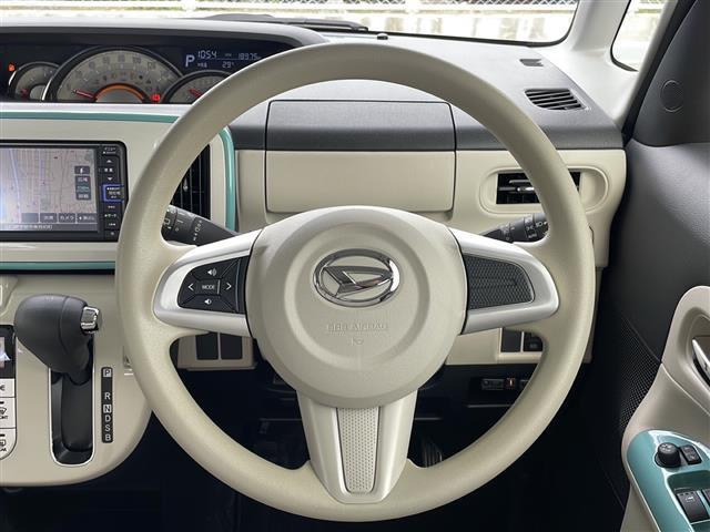 ムーヴキャンバス Gホワイトアクセントリミテッド SAIII 純正ナビ アラウンドビューモニター ETC ドライブレコーダー 両側パワースライドドア 純正フロアマット ドアバイザー スマートキー LEDヘッドランプ フォグランプ オートライト スマートアシスト(9枚目)