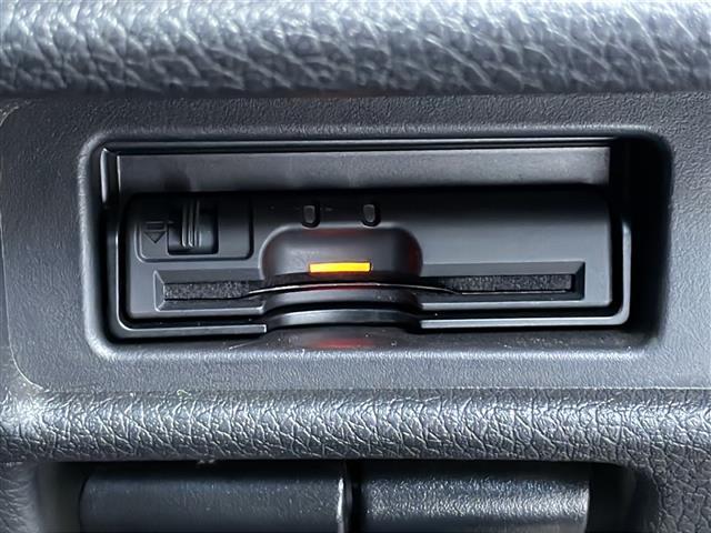 【　ＥＴＣ　】今やカーライフにおける重要性はナビにも匹敵するのではないでしょうか？セットアップを行うことで利用可能になります！