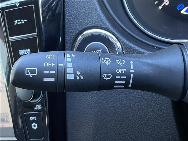 【　ワイパー　】雨の日でもワイパーがあれば事故の心配がなく安心安全です！