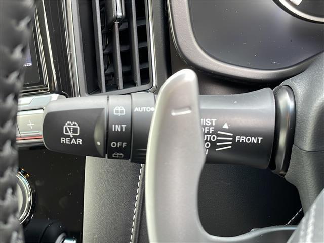 デリカD:5 シャモニー 純正SDナビ アラウンドビューモニター ETC フルセグテレビ プッシュスタート アイドリングストップ スペアキー ハンドルヒーター パワーシート シートヒーター 純正アルミホイール18インチ(9枚目)