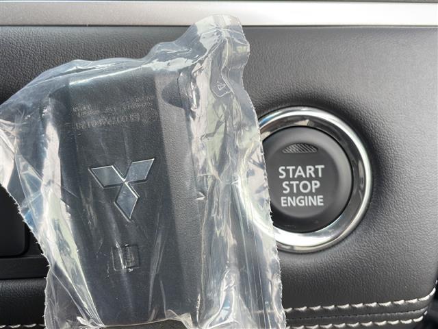 デリカD:5 シャモニー 純正SDナビ アラウンドビューモニター ETC フルセグテレビ プッシュスタート アイドリングストップ スペアキー ハンドルヒーター パワーシート シートヒーター 純正アルミホイール18インチ(11枚目)