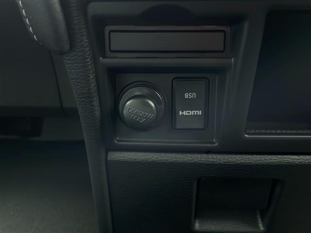 デリカD:5 シャモニー 純正SDナビ アラウンドビューモニター ETC フルセグテレビ プッシュスタート アイドリングストップ スペアキー ハンドルヒーター パワーシート シートヒーター 純正アルミホイール18インチ(17枚目)