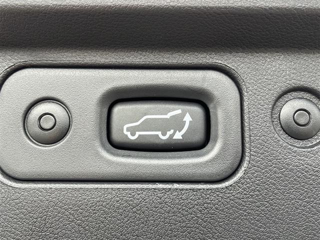 デリカD:5 シャモニー 純正SDナビ アラウンドビューモニター ETC フルセグテレビ プッシュスタート アイドリングストップ スペアキー ハンドルヒーター パワーシート シートヒーター 純正アルミホイール18インチ(18枚目)