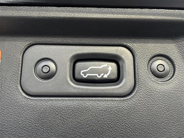 デリカD:5 P 社外SDナビ バックカメラ Bluetooth ETC プッシュスタート アイドリングストップ 両側電動パワースライドドア 電動リアゲートパワーシート シートヒーター ハンドルヒーター(19枚目)