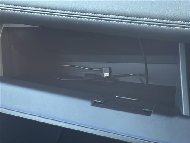 デリカD:5 P 社外9V型ナビ フルセグテレビ Bluetooth CD/DVD ETC 両側パワースライドドア アラウンドビューモニター パワーバックドア ステアリングヒーター シートヒーター パドルシフト 4WD(18枚目)