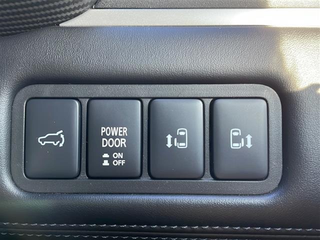 デリカD:5 P 社外9V型ナビ フルセグテレビ Bluetooth CD/DVD ETC 両側パワースライドドア アラウンドビューモニター パワーバックドア ステアリングヒーター シートヒーター パドルシフト 4WD(19枚目)