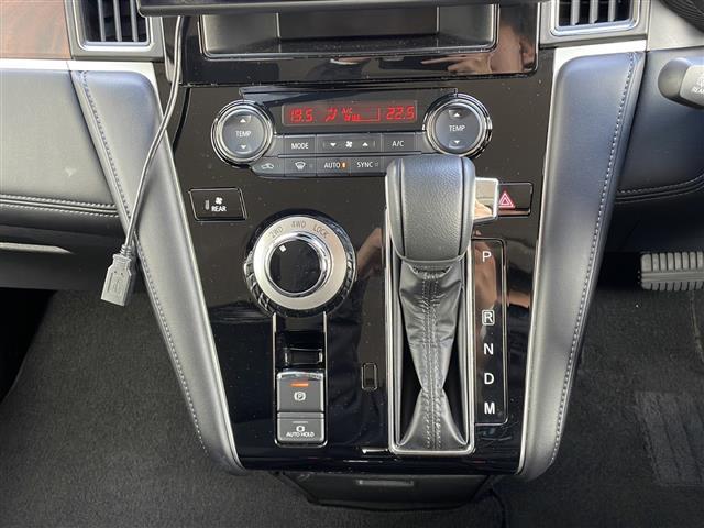 デリカD:5 社外10.1型ナビ フルセグTV Bluetooth CD/DVD Apple CarPlay HDMI ETC 両側パワスラ プッシュスタート スマートキー パワーバックドア パワーシート LED(14枚目)