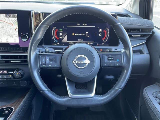 オーラ G 純正9インチナビ アラウンドビューモニター プロパイロット エマージェンシーブレーキ スマートルームミラー ブラインドスポットモニター ドライブレコーダー ワイヤレス充電 ETC スマートキー(10枚目)