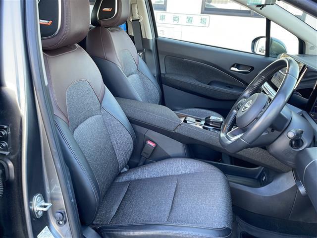 オーラ G 純正9インチナビ アラウンドビューモニター プロパイロット エマージェンシーブレーキ スマートルームミラー ブラインドスポットモニター ドライブレコーダー ワイヤレス充電 ETC スマートキー(23枚目)