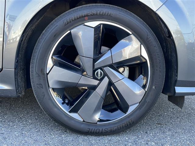 オーラ G 純正9インチナビ アラウンドビューモニター プロパイロット エマージェンシーブレーキ スマートルームミラー ブラインドスポットモニター ドライブレコーダー ワイヤレス充電 ETC スマートキー(41枚目)