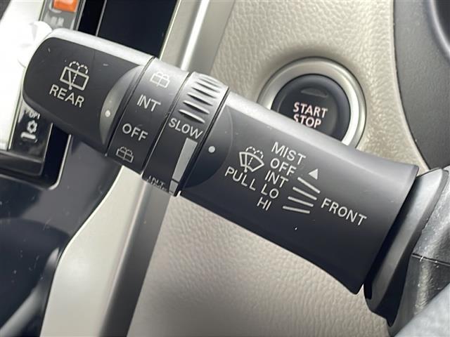 デイズ X 純正SDナビ アラウンドビューモニター フルセグTV ETC スマートキー プッシュスタート スペアキー1本 純正フロアマット アイドリングストップ ドアバイザー ドアロック連動自動格納機能(8枚目)