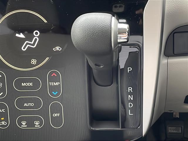 デイズ X 純正SDナビ アラウンドビューモニター フルセグTV ETC スマートキー プッシュスタート スペアキー1本 純正フロアマット アイドリングストップ ドアバイザー ドアロック連動自動格納機能(14枚目)