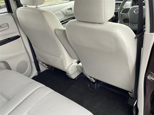 デイズ X 純正SDナビ アラウンドビューモニター フルセグTV ETC スマートキー プッシュスタート スペアキー1本 純正フロアマット アイドリングストップ ドアバイザー ドアロック連動自動格納機能(23枚目)