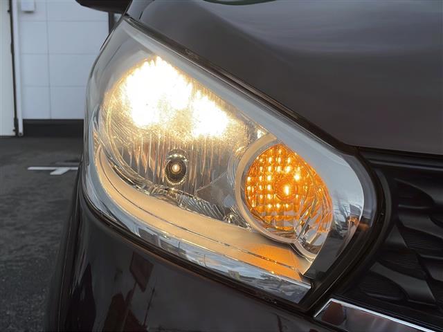 デイズ X 純正SDナビ アラウンドビューモニター フルセグTV ETC スマートキー プッシュスタート スペアキー1本 純正フロアマット アイドリングストップ ドアバイザー ドアロック連動自動格納機能(36枚目)