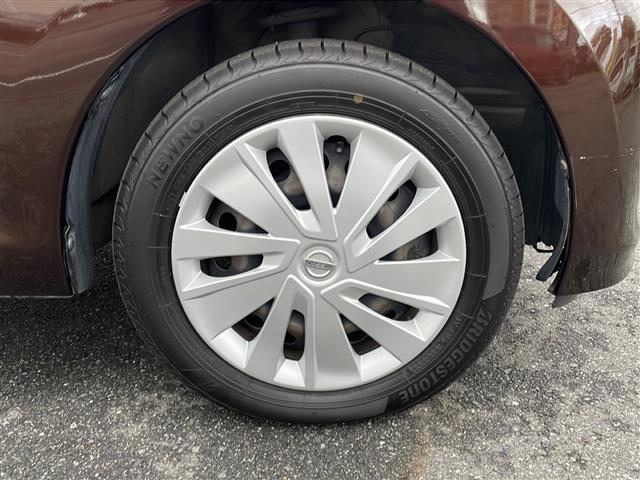 デイズ X 純正SDナビ アラウンドビューモニター フルセグTV ETC スマートキー プッシュスタート スペアキー1本 純正フロアマット アイドリングストップ ドアバイザー ドアロック連動自動格納機能(39枚目)