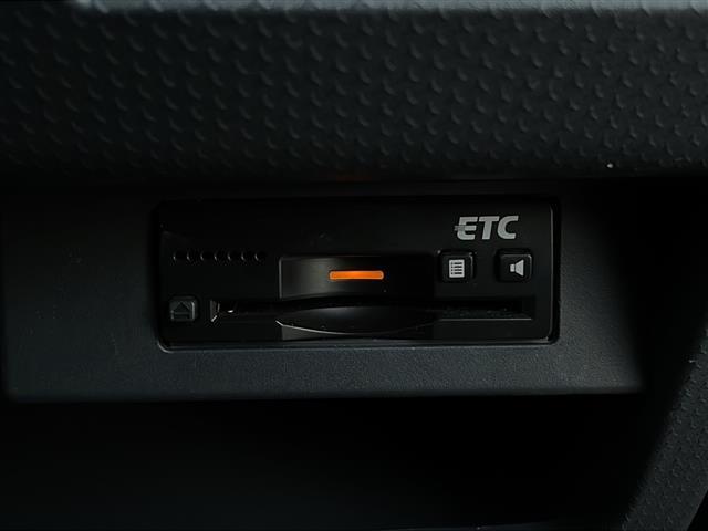 【　ＥＴＣ　】今やカーライフにおける重要性はナビにも匹敵するのではないでしょうか？セットアップを行うことで利用可能になります！／／