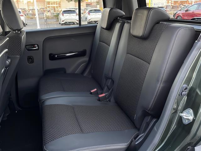 【　セカンドシート　】２列目も広々お乗りいただけます♪