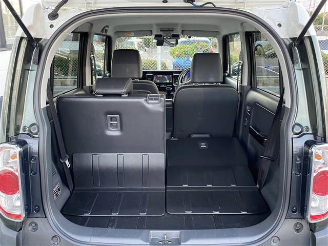 【　ラゲッジスペース　】リアシートを倒せばこの大容量！ダンボールなどの大きい荷物も釣り具などの長尺物まで様々載せられそうです！／／