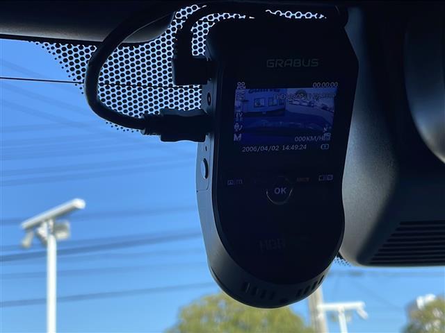 【　ドライブレコーダー　】運転中の記録を残します！事故などを起こした起こされた時の証拠を残します！