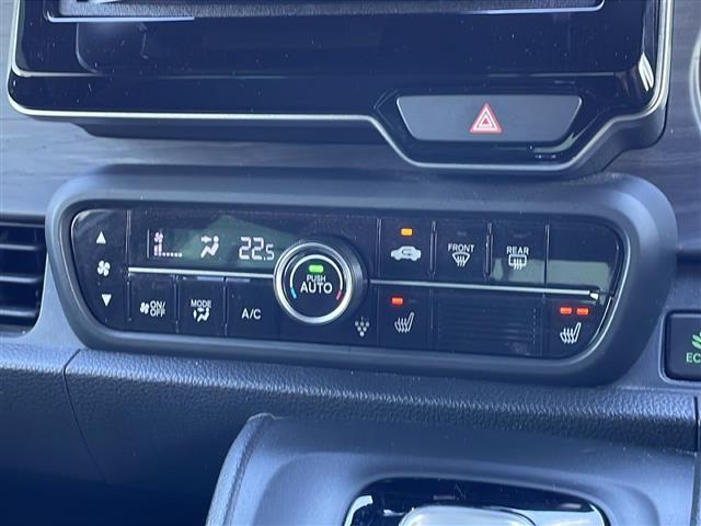 【　オートエアコン　】車内温度を感知して自動で温度調整をしてくれるのでいつでも快適な車内空間を創り上げます！