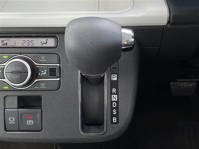 ムーヴキャンバス ストライプスＧ　ワンオーナー　純正９インチディスプレイオーディオ　両側パワードア　衝突軽減ブレーキ　Ｂｌｕｅｔｏｏｔｈ　フルセグＴＶ　前後ドラレコ　バックカメラ　ＥＴＣ　コーナーセンサー　ドリンクヒーター　シートヒー（8枚目）