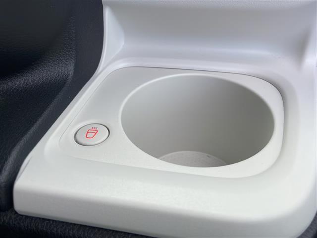 ムーヴキャンバス ストライプスＧ　ワンオーナー　純正９インチディスプレイオーディオ　両側パワードア　衝突軽減ブレーキ　Ｂｌｕｅｔｏｏｔｈ　フルセグＴＶ　前後ドラレコ　バックカメラ　ＥＴＣ　コーナーセンサー　ドリンクヒーター　シートヒー（17枚目）