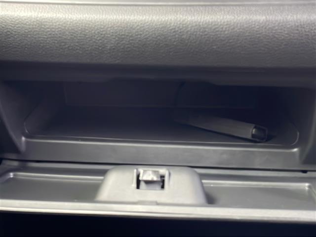 Ｎ－ＢＯＸカスタム Ｌ　純正ＳＤナビ　Ｂｌｕｅｔｏｏｔｈ　ＥＴＣ　ドライブレコーダー　バックカメラ　純正フロアマット　純正アルミホイール　前席シートヒーター　スマートキー　プッシュアップスタート　片側パワースライドドア（21枚目）