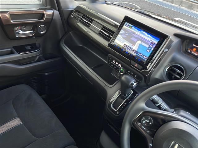 N-BOXカスタム G・Lホンダセンシング 社外SDナビ フルセグテレビ バックカメラ ETC Bluetooth プッシュスタート アイドリングストップ 純正アルミホイール14インチ LEDヘッドライト フォグランプ シートヒーター(18枚目)