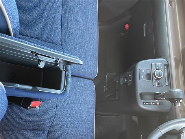 ムーヴキャンバス セオリーＧ　純正９型ディスプレイオーディオ　フルセグテレビ　Ｂｌｕｅｔｏｏｔｈ　Ａｎｄｒｏｉｄ　Ａｕｔｏ　Ａｐｐｌｅ　ＣａｒＰｌａｙ　両側パワスラ　Ｐスタート　スマートキー　シートヒーター　ホッとカップホルダー（21枚目）