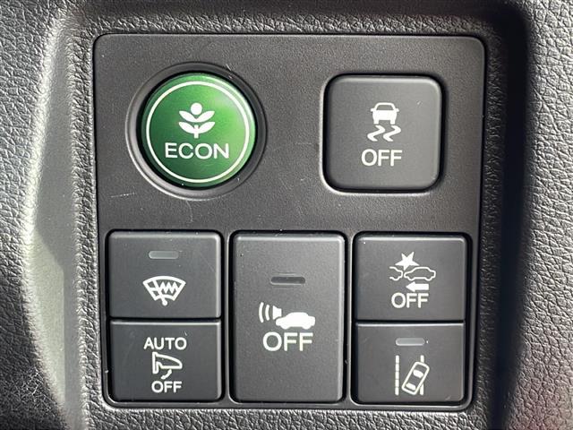 ヴェゼル ハイブリッドＲＳ・ホンダセンシング　純正８インチナビ　フルセグＴＶ　ＥＴＣ　ドラレコ　ホンダセンシング　車線維持支援システム　路外逸脱抑制機能　歩行者事故低減ステアリング　標識認識機能　先行車発進お知らせ機能　衝突軽減ブレーキ　純正ＡＷ（21枚目）